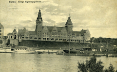 1915